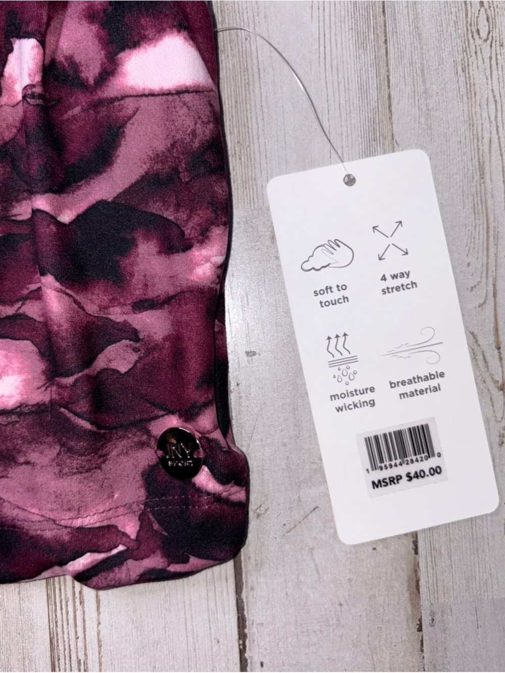 JONES NEW YORK 3X Sport Maroon Camo Print Crop Shelf Bra Activewear NWT - Picture 2 of 13